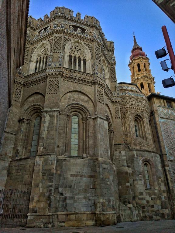 Апартаменты Mirador Del Ebro Сарагоса Экстерьер фото
